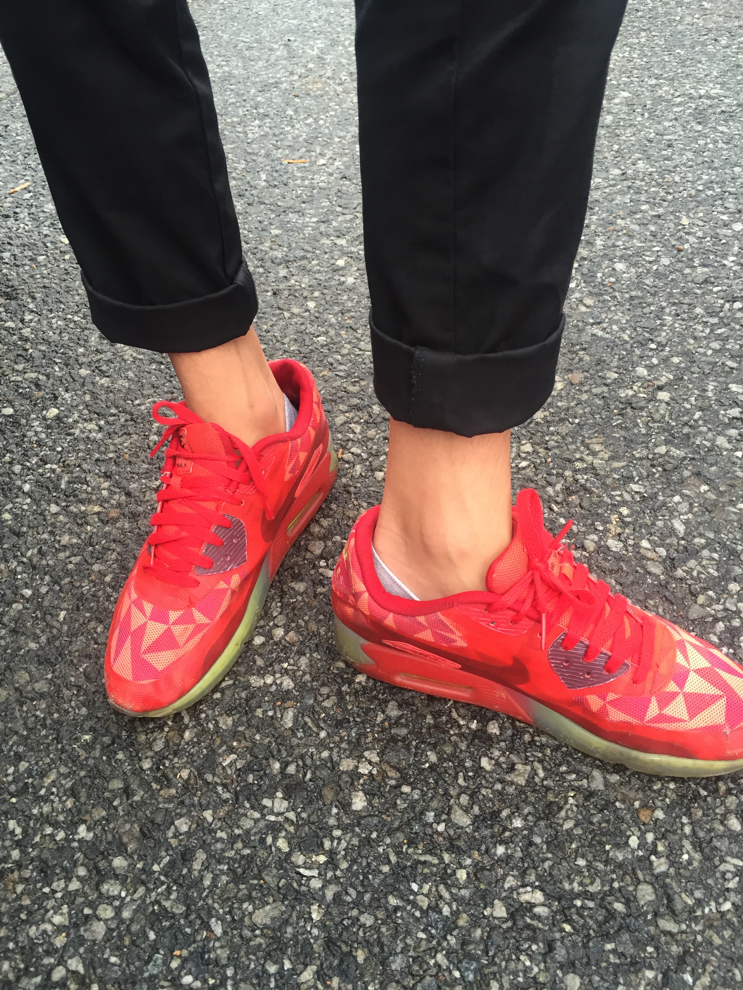 Bare Boy Ankles: The New Fashion Trend