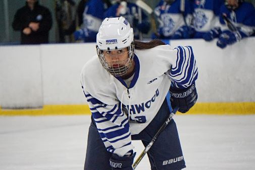 Girl’s Hockey Goes 0-1-1 in Rochester