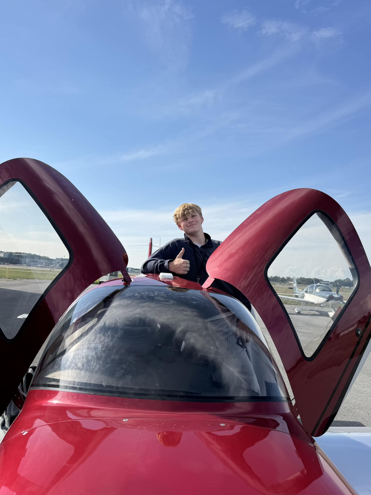 Senior Earns Pilot License
