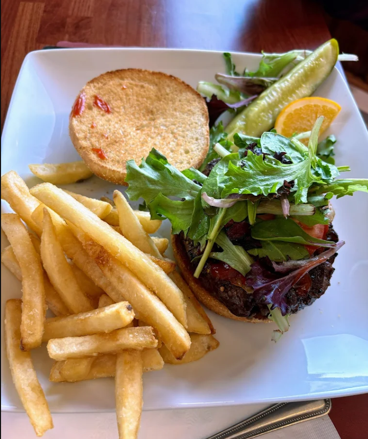 Burger Review: White Bear Restaurant